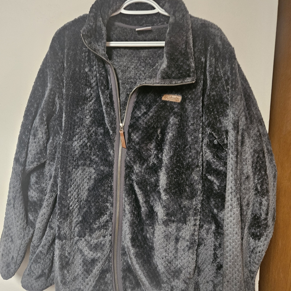 Columbia Women's Black Teddy Jacket